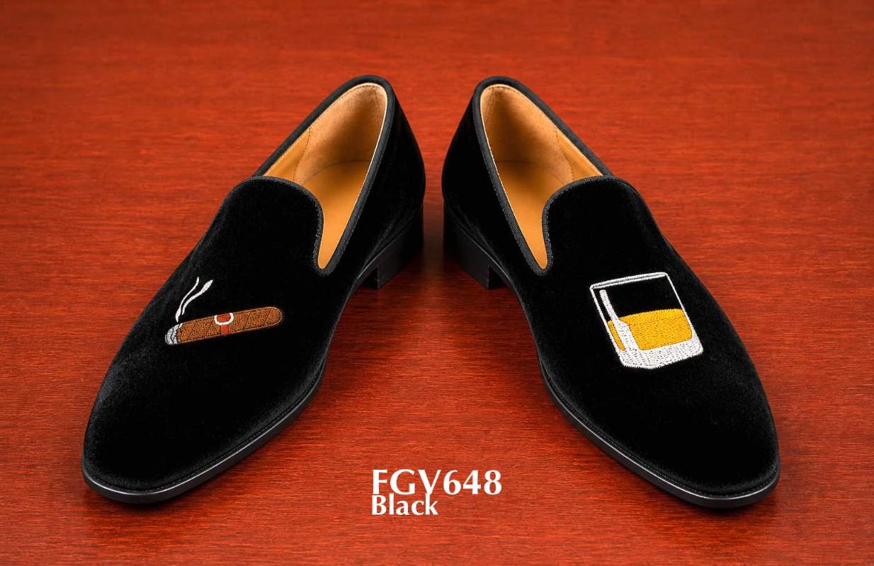 Customized cigar and whisky embroidered velvet slippers