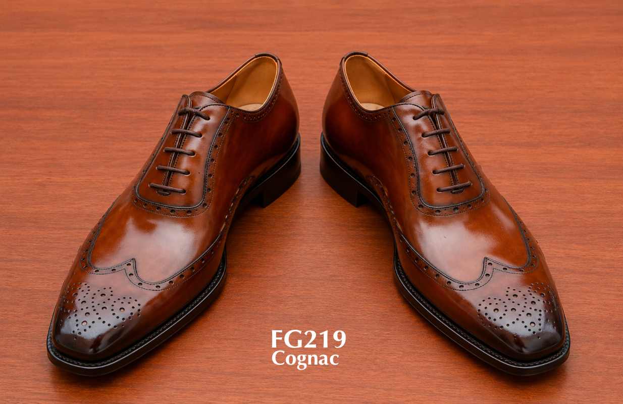medallion toe cognac oxford classic wingtip brogue shoes