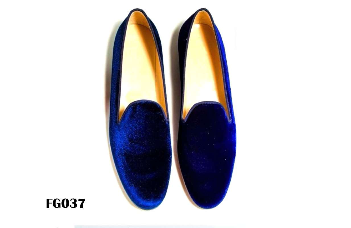 Luxury-velvet-slippers